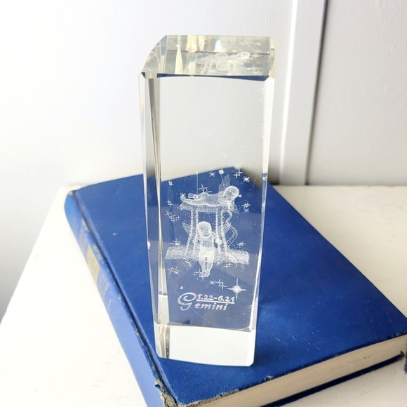 Gemini Crystal Paperweight - Picture 2 of 12